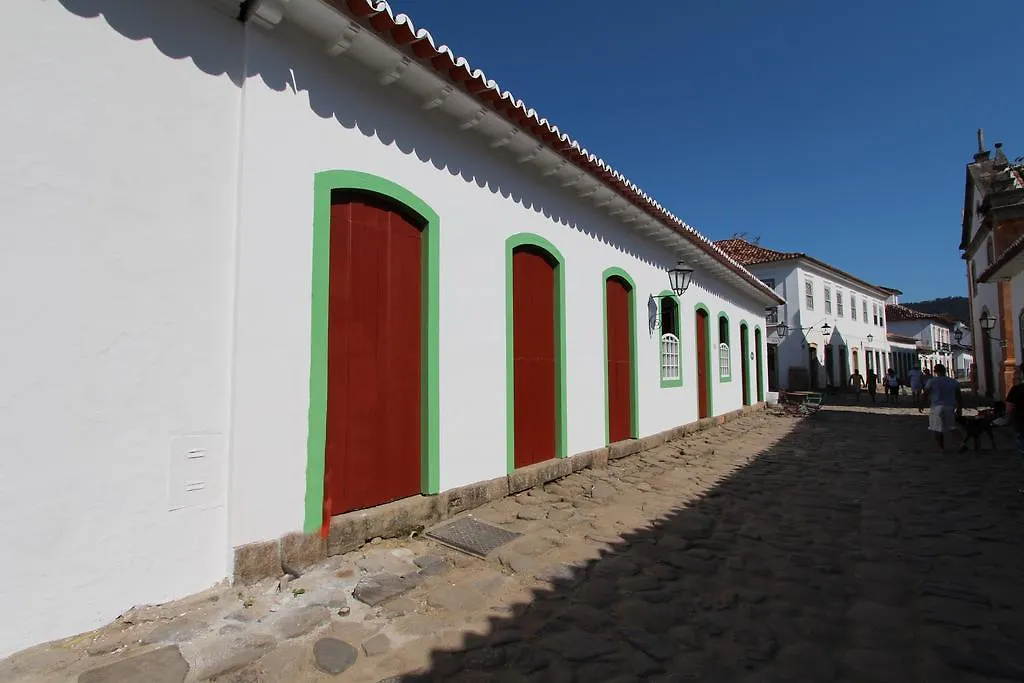 Casa no Centro Histórico com 3 Quartos-1